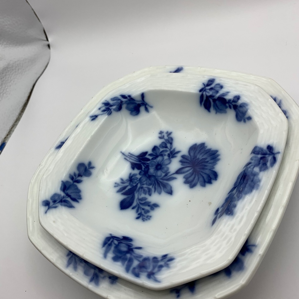 A set of PORCELEIN MATCHING SERVING BOWLS
